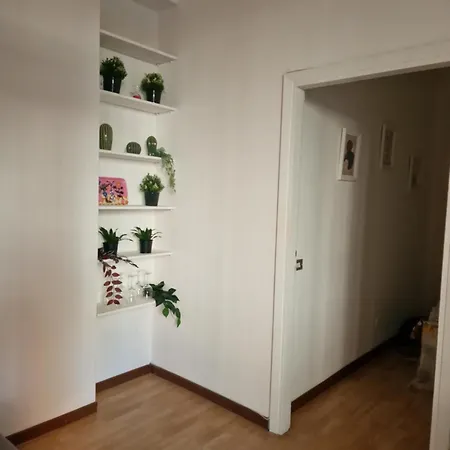 El Porteno #1 Howme Milan